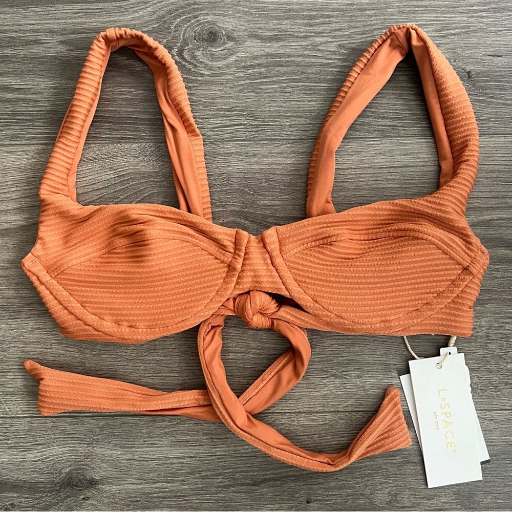 L*SPACE Nikita Bikini Top XS Sienna Ribbed Neutral Underwire Demi Cups Retro 70s